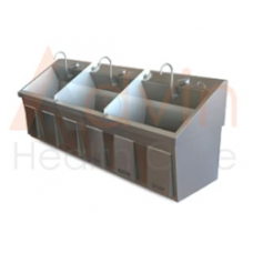 Hospital Scrub Sink Three Bay
