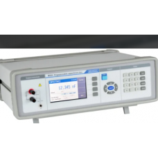 Programmable Capacitance Decade