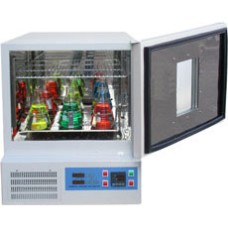 Tabletop and cooled incubators by MRC Labs