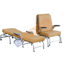 GM 7031 Luxurious Accompanier’s Chair