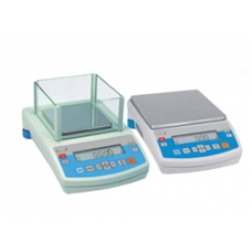 Precision Balance with Internal Calibration