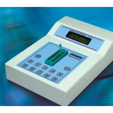 Universal Digital IC Tester