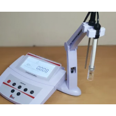 Digital Conductivity Meter