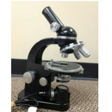 Microscope