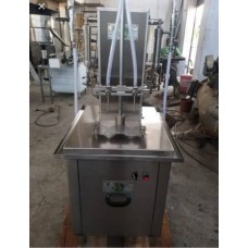 Semi-Automatic Liquid Filling Machine