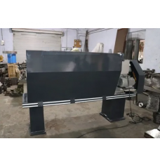 Medium Duty Geared Lathe Machine
